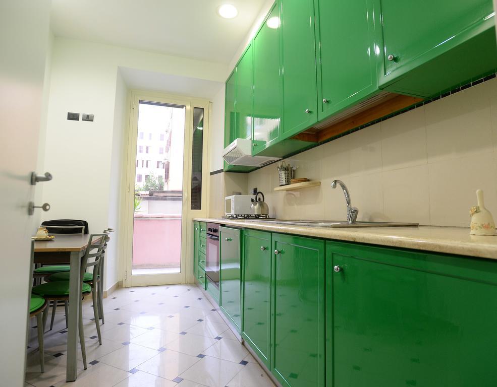 ローマCasa Andrewアパートメント エクステリア 写真